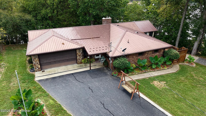 Property Photo:  3098 Cannons Point Ln  KY 40152 
