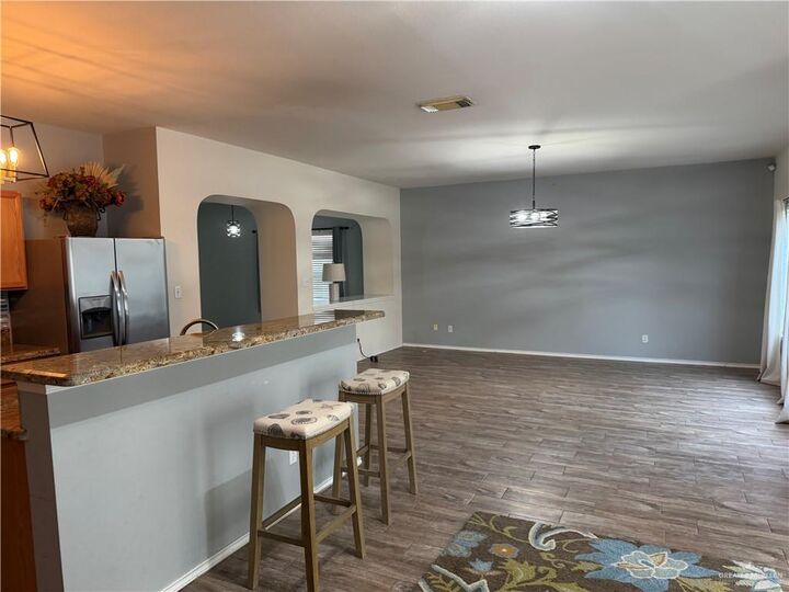 Property Photo: 2009 N Beatrice Avenue N TX 78539
