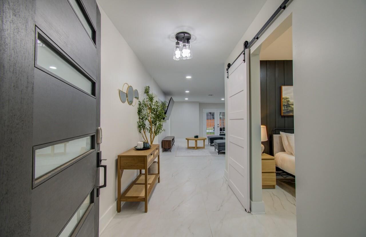 Property Photo:  5539 Edith Street  TX 77081 