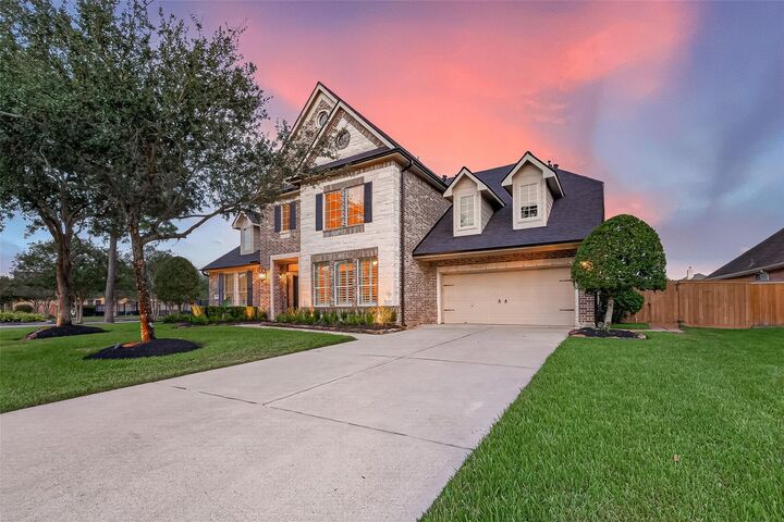 Property Photo:  2401 Scarlatti Drive  TX 77581 