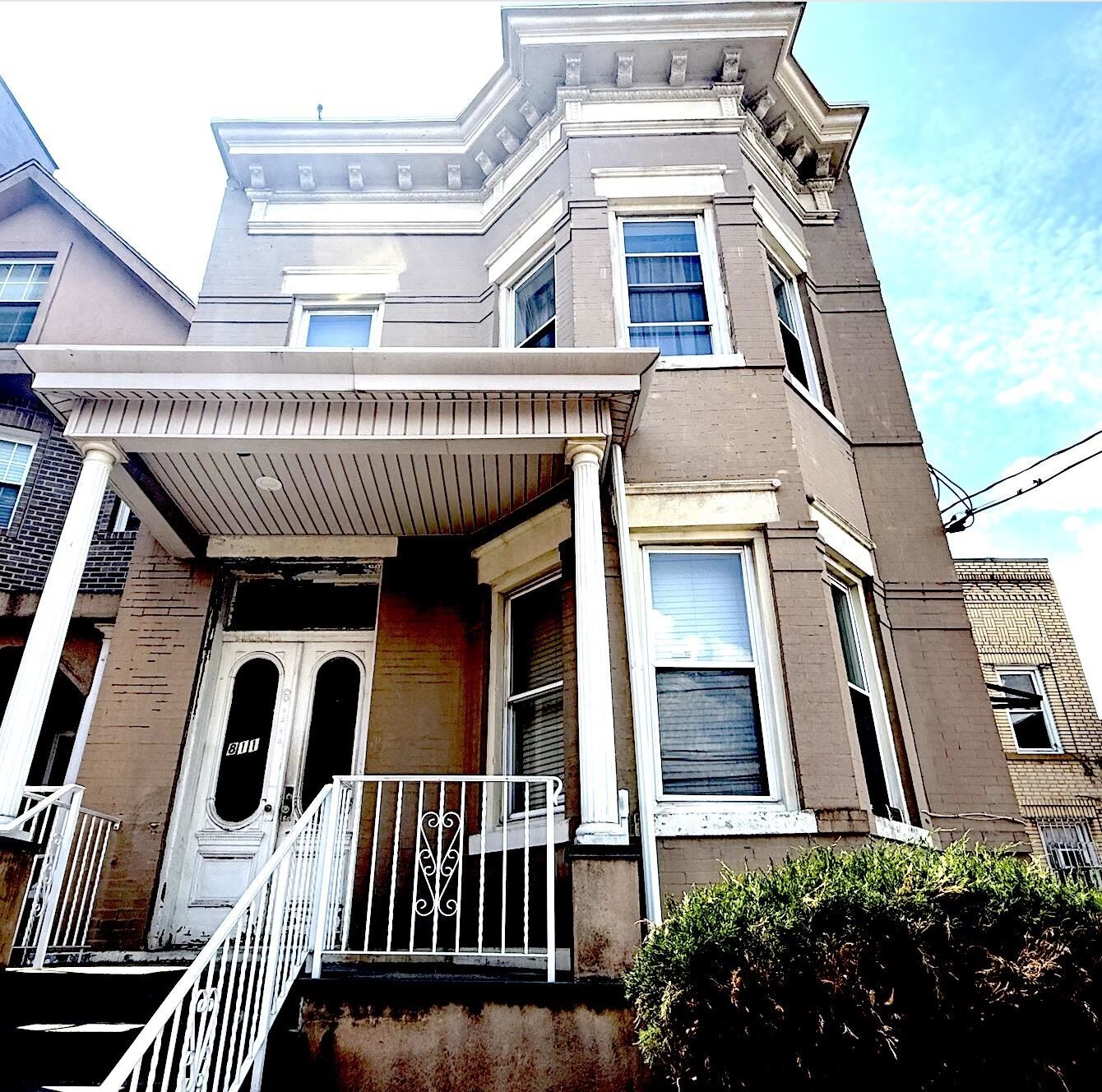Property Photo: 811 Sip St NJ 07087