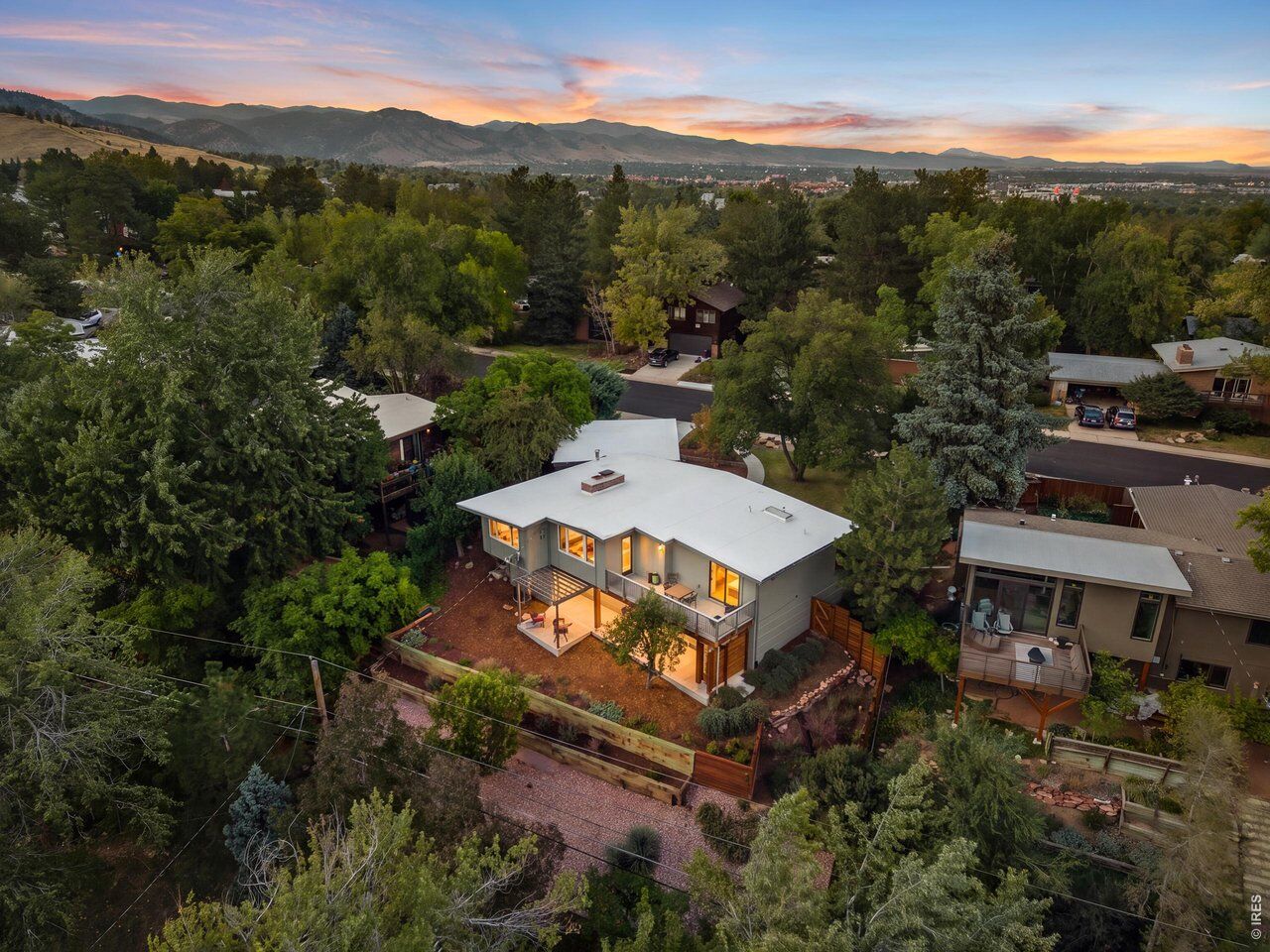 Property Photo:  2750 Vassar Dr  CO 80305 
