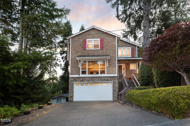 Property Photo:  1223 NE Regatta Park Road  OR 97367 