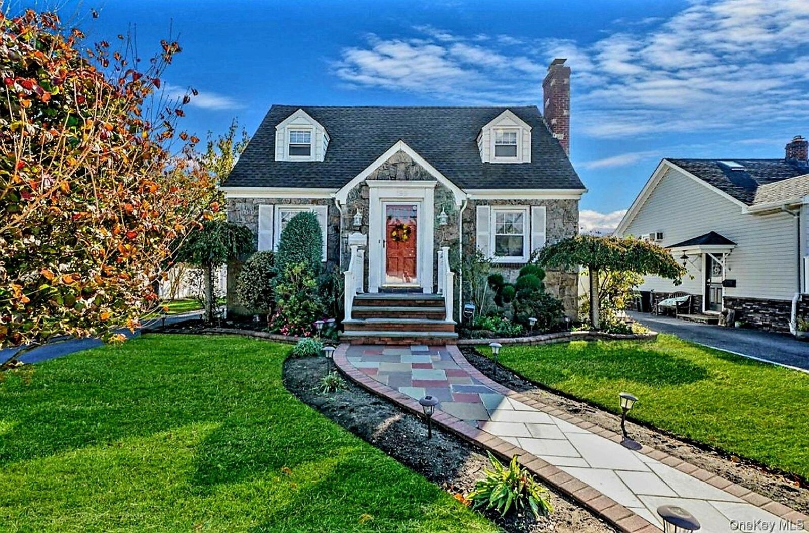 Property Photo:  199 Claxton Avenue  NY 11710 