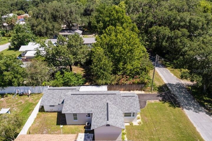 Property Photo: 12390 SE 135th Terrace FL 32179