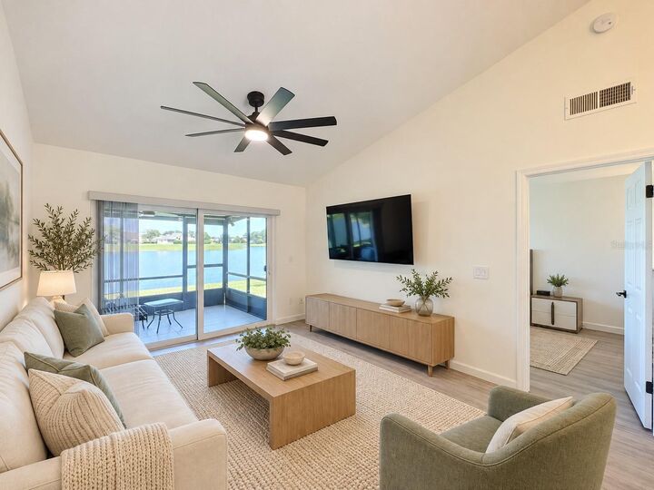 Property Photo:  72 Pine Island Circle  FL 34743 