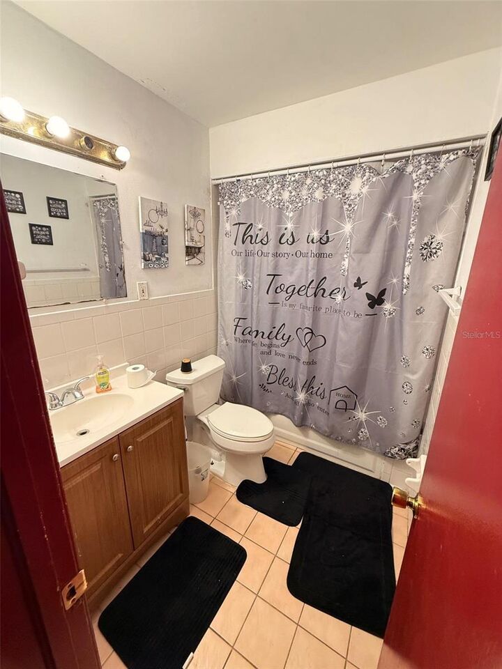 Property Photo:  1535 Daly Street  FL 32808 