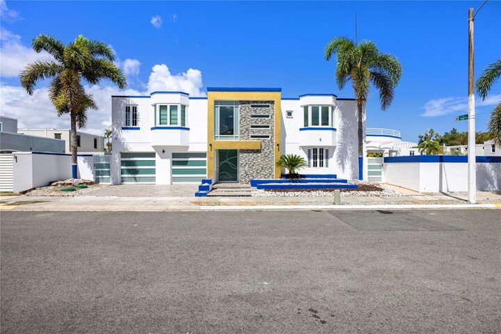 Property Photo:  Calle Marbella 1238  PR 00979 