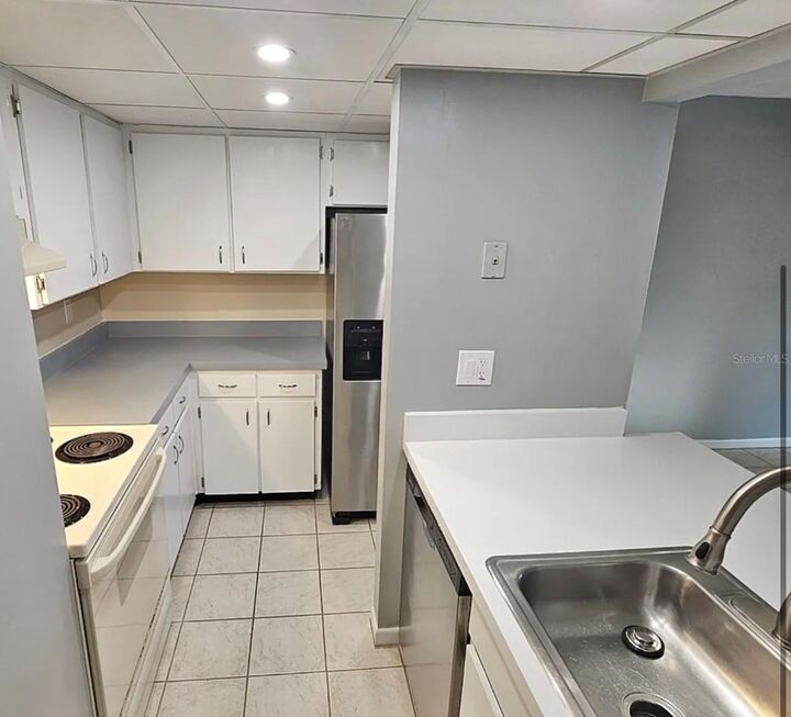 Property Photo:  7 Castania Court  FL 32086 