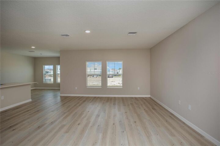Property Photo:  2167 Lawson Way  FL 33541 