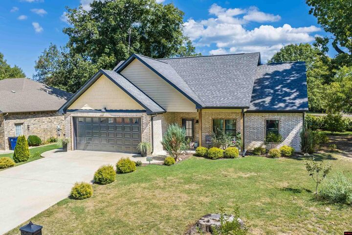 Property Photo:  1341 Hampshire Circle  AR 72653 