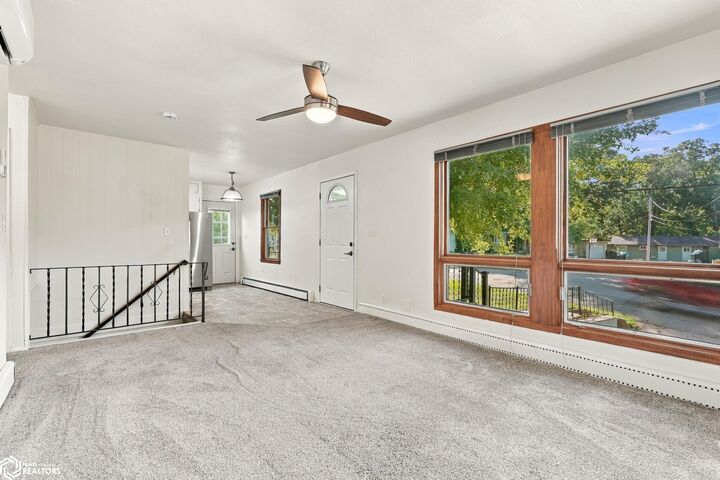 Property Photo:  2712 Yoder Drive  IA 52601 