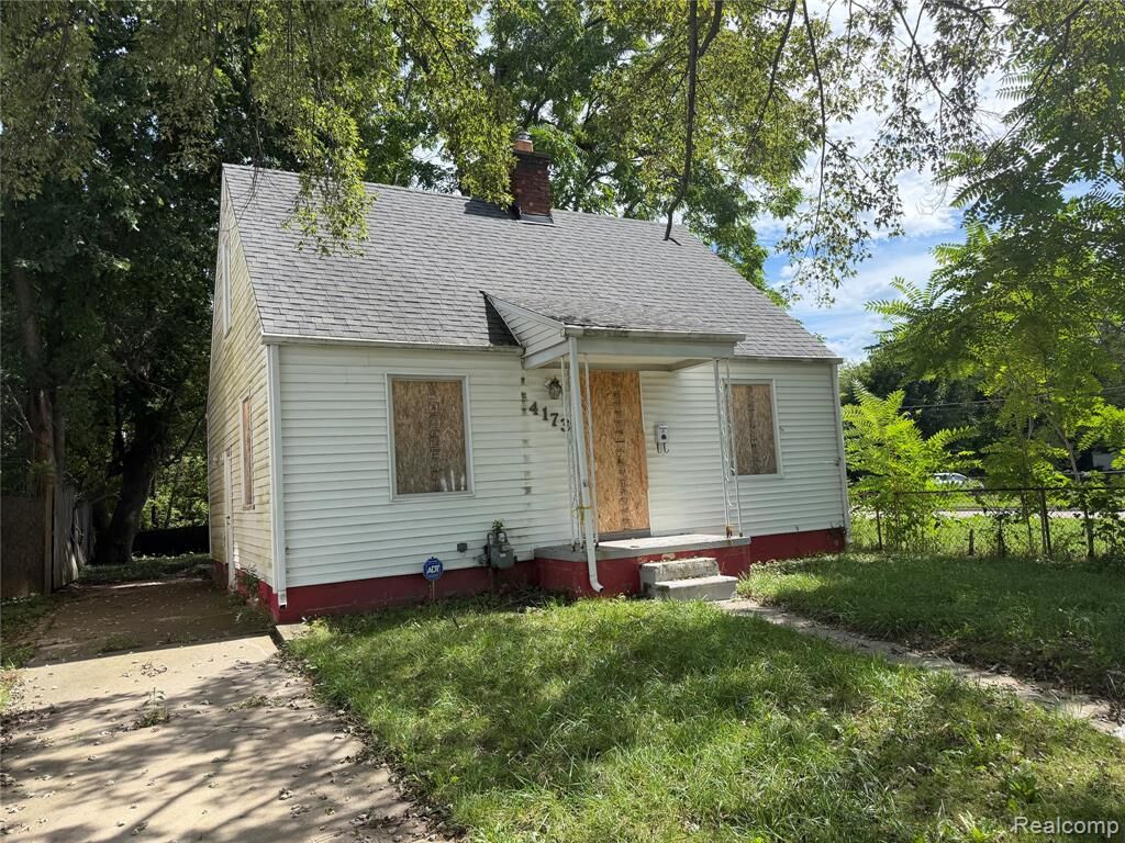Property Photo:  4173 Moore Street  MI 48141 3017 