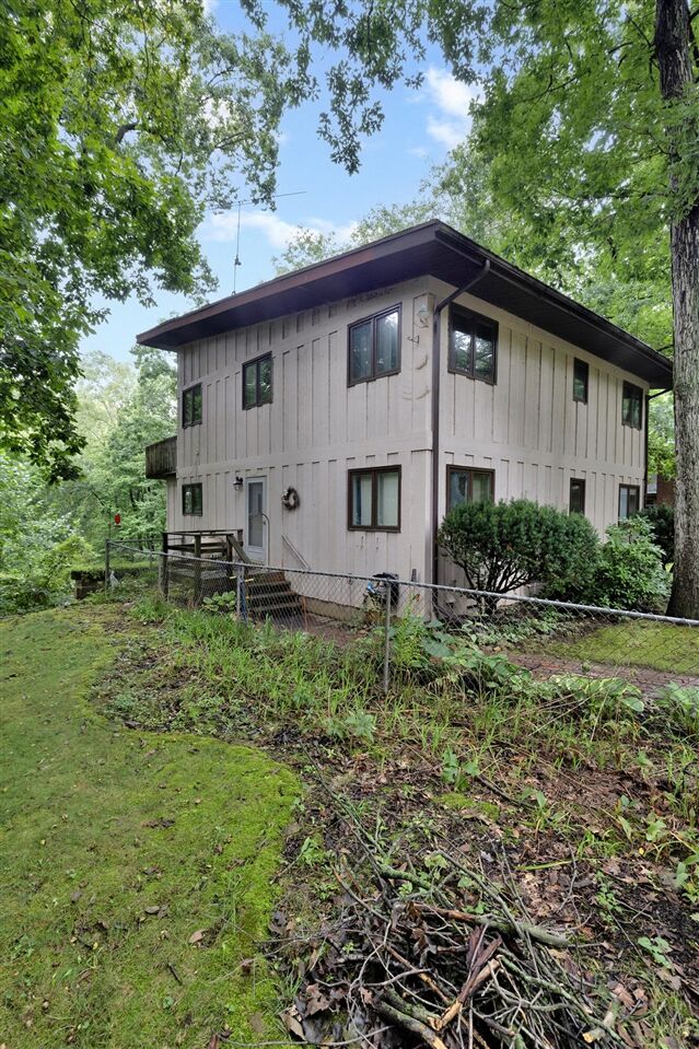 Property Photo:  70170 Arbola Drive  MI 49099-9057 