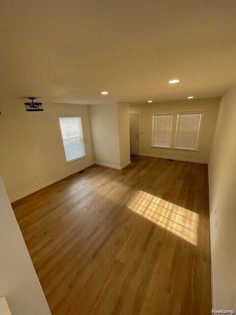 Property Photo:  4684 Dickerson Street  MI 48215 2002 