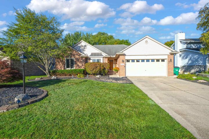 Property Photo:  51277 Misty Brook Drive  MI 48047 