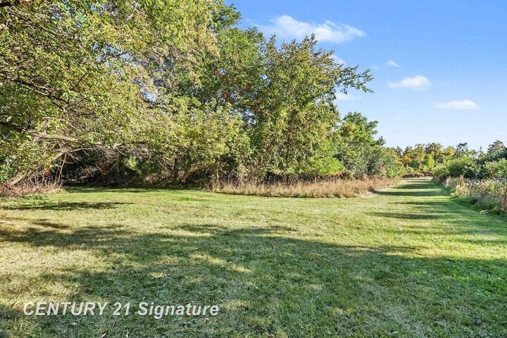 Property Photo:  601 Schust Road  MI 48604 