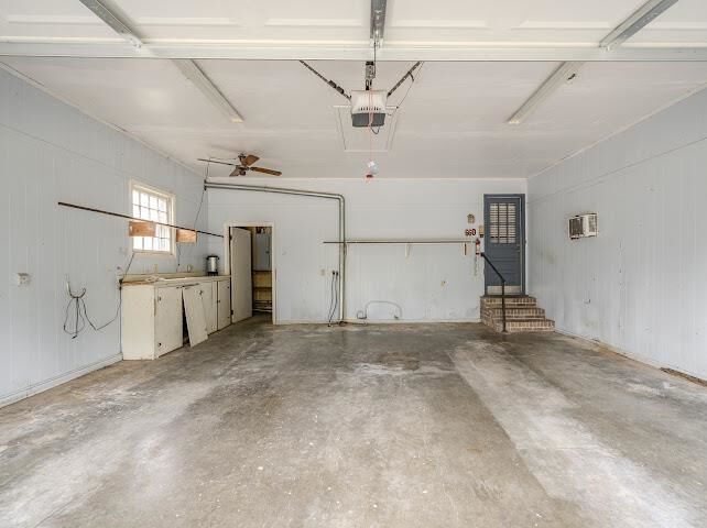 Property Photo: 660 Hinton Rd TN 38326