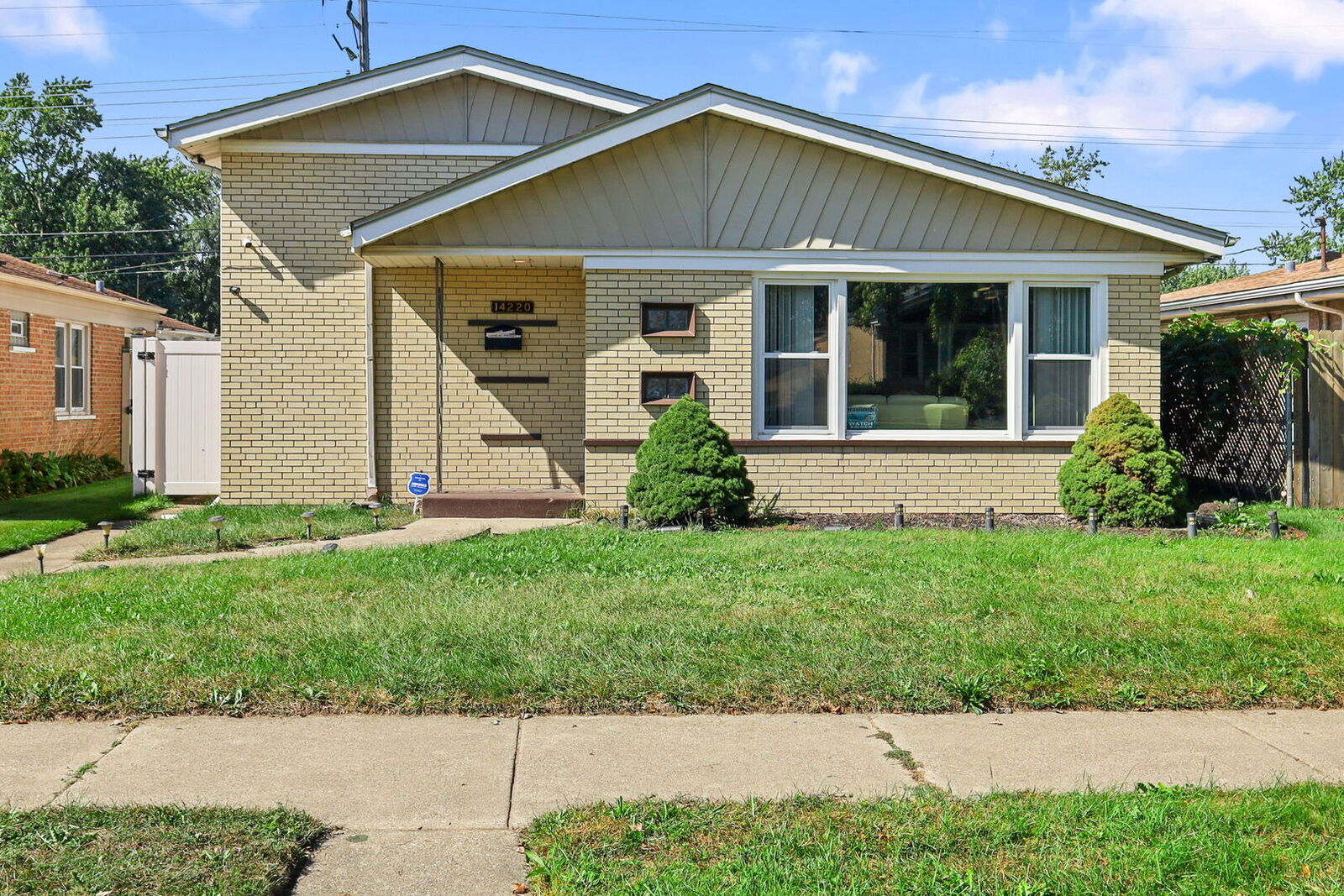 Property Photo: 14220 Kimbark Avenue IL 60419