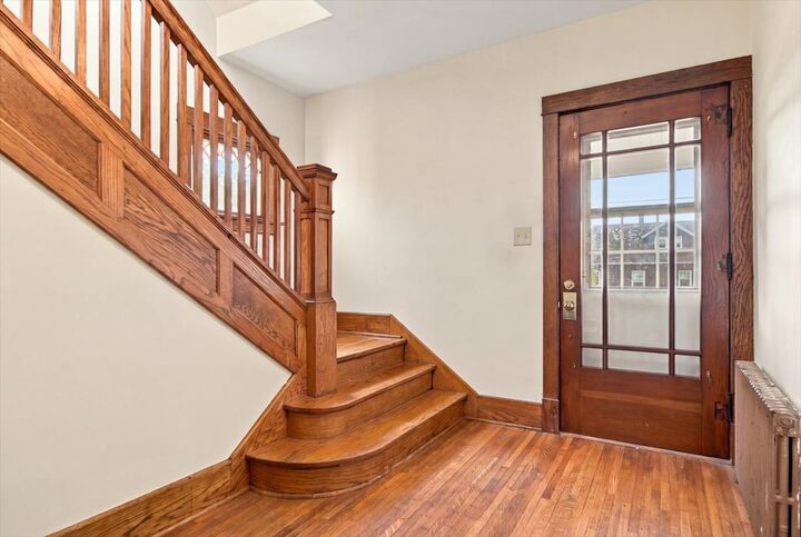 Property Photo: 1702 E 5th Street IL 61081