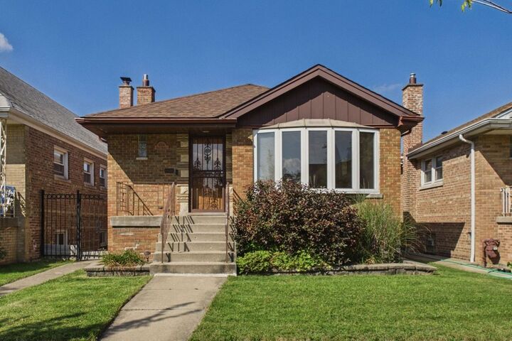Property Photo: 4514 S Kedvale Avenue IL 60632