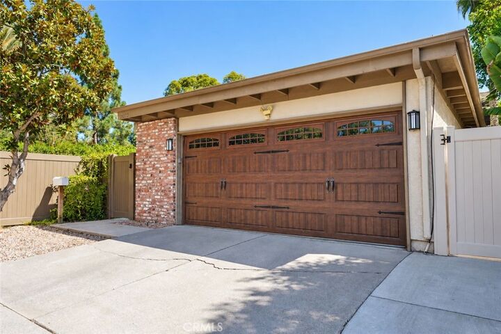 Property Photo:  23522 Marsala  CA 92653 