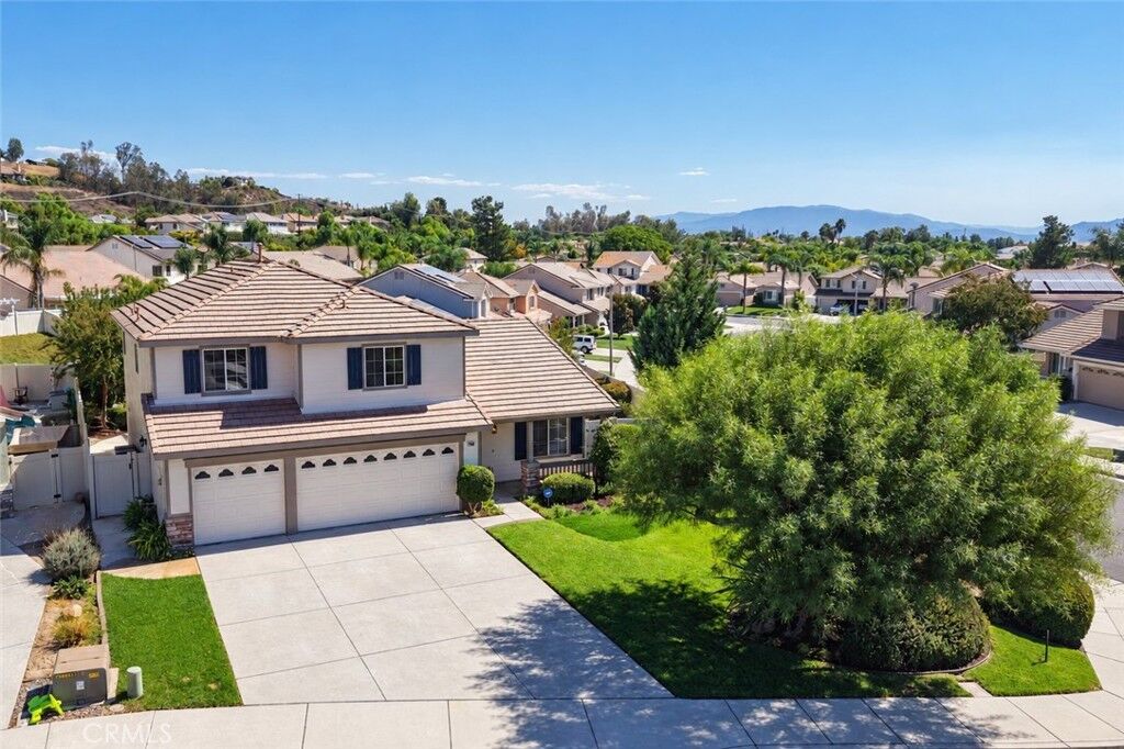 Property Photo: 41968 Cameryn Court CA 92562