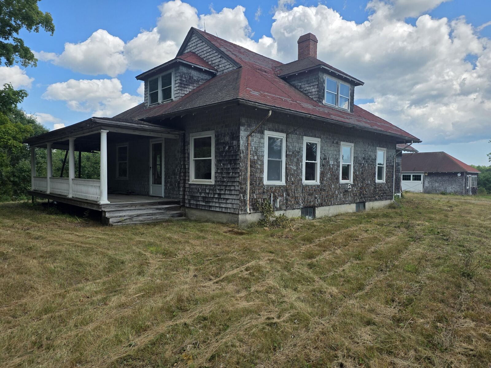 Property Photo:  81 Dock Road  ME 04535 