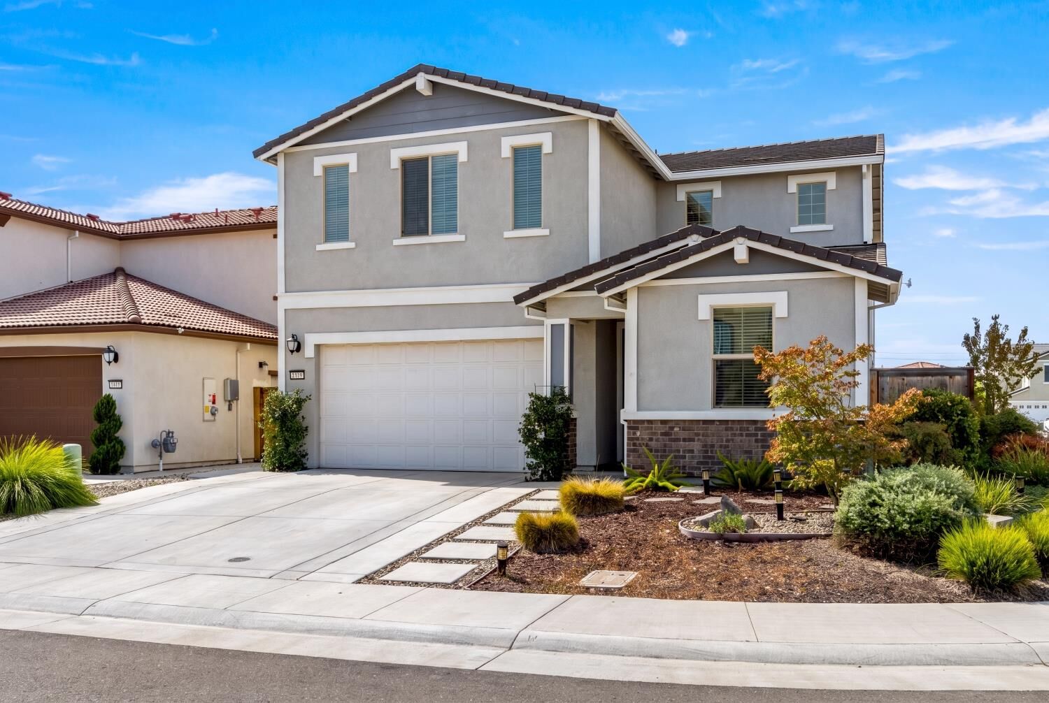 Property Photo:  2065 Terrawood Street  CA 95747 