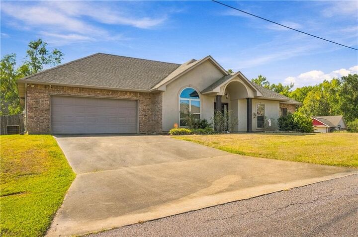 Property Photo: 109 Abby Lane LA 71409