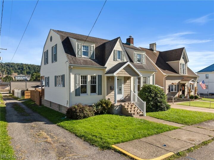 Property Photo:  108 S 7th Street  OH 43935 