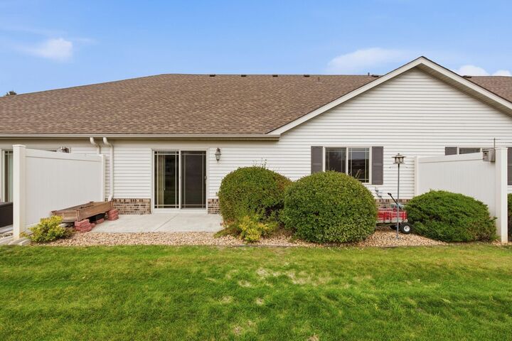 Property Photo:  606 Graceview Drive  MN 56374 