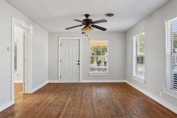 Property Photo:  403 Marshall Street  TX 76266 