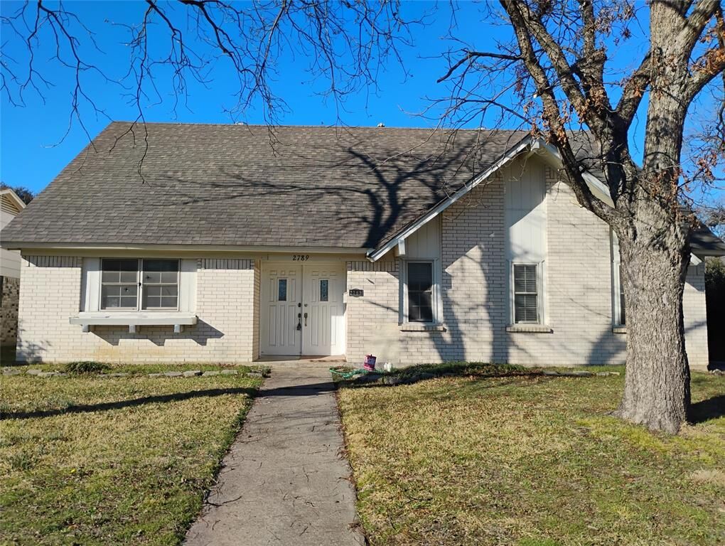Property Photo:  2789 Rollingdale Lane  TX 75234 