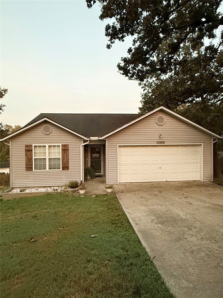 Property Photo: 1008 Lilly AR 72601