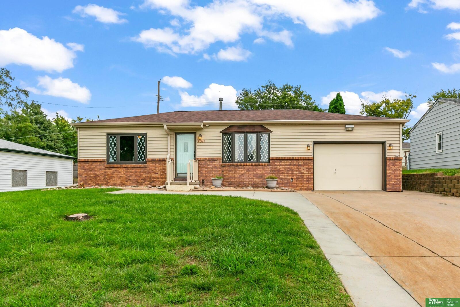 Property Photo:  7311 S 42nd Street  NE 68147 