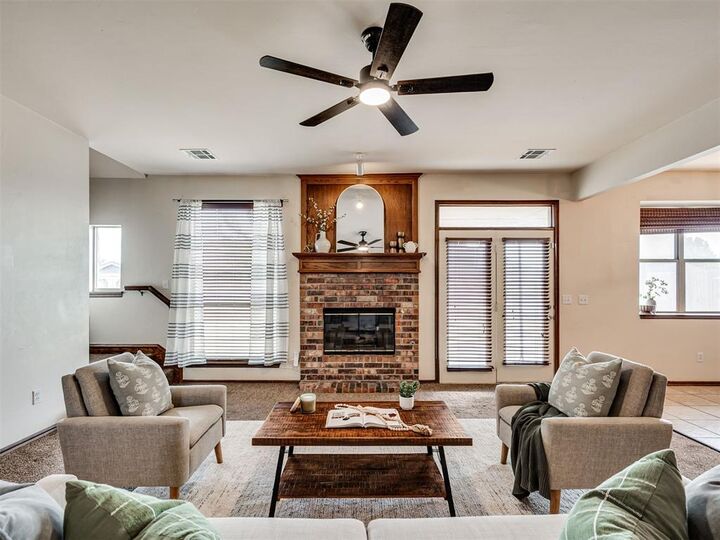 Property Photo: 490 NE 23rd Terrace OK 73065