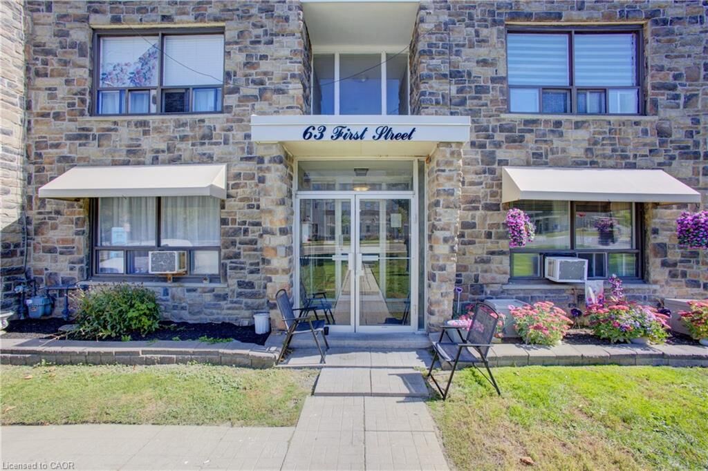 Property Photo:  63 First Street 11  ON L9W 2E6 