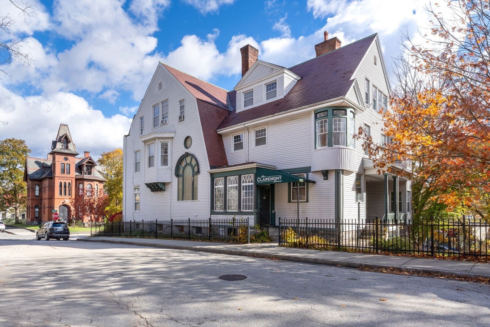 Property Photo:  5 Claremont St  MA 01610 