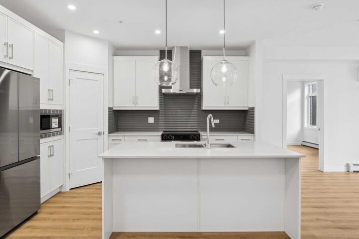 Property Photo: 3700 Seton Avenue 3211 AB T3M 4K4