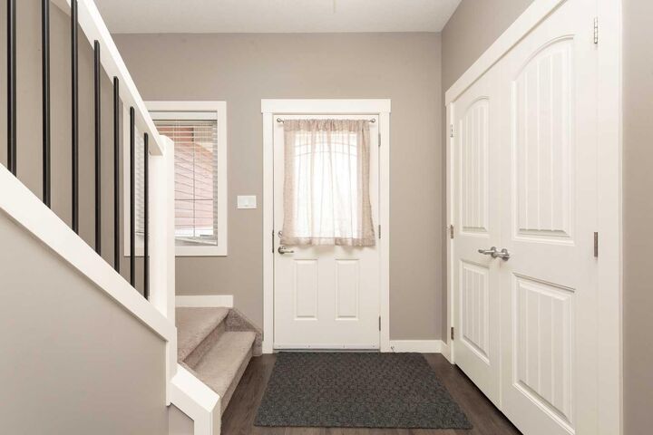 Property Photo:  149 Fairmont Boulevard S  AB T1K 7E8 