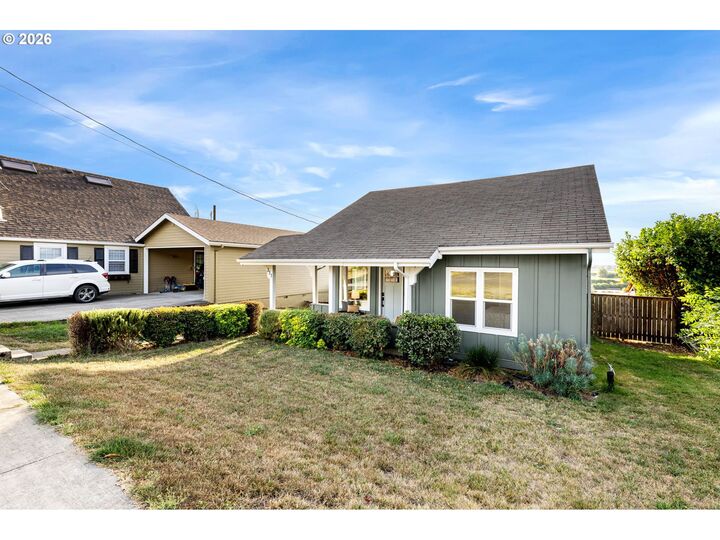 Property Photo: 311 N 1st Ave WA 98642