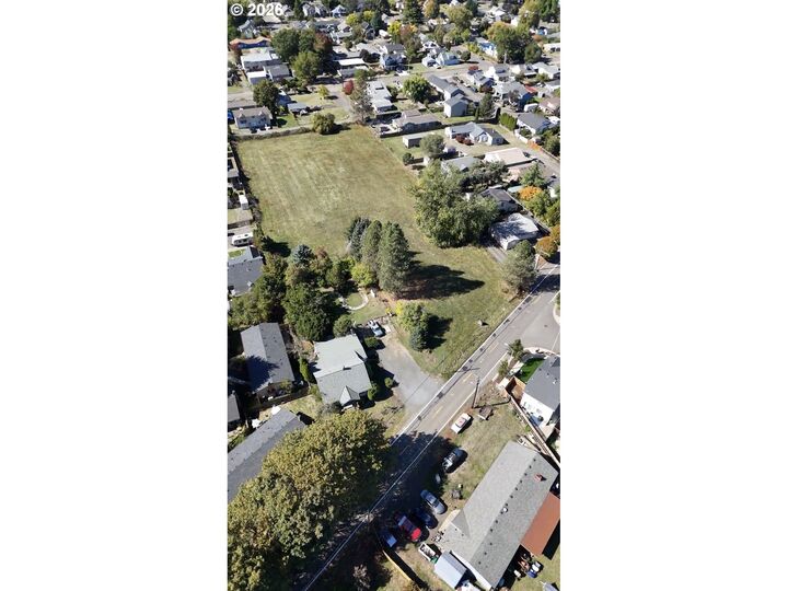 Property Photo: 917 S Wynooski St OR 97132