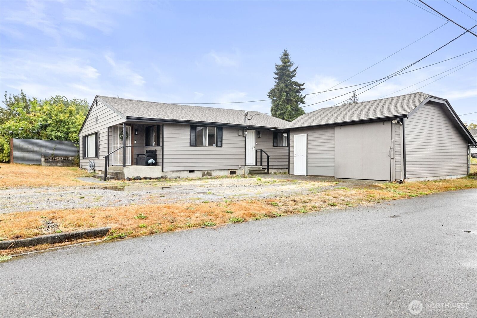 Property Photo: 514 S Washington Street WA 98362