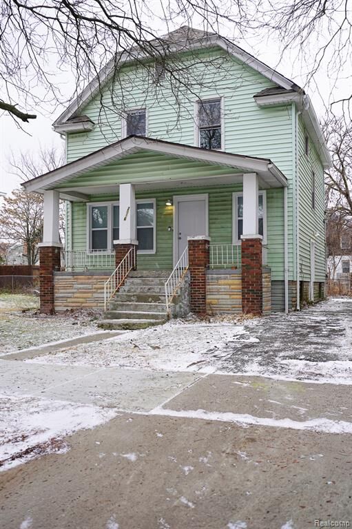 Property Photo:  2016 W Grand Street  MI 48238 