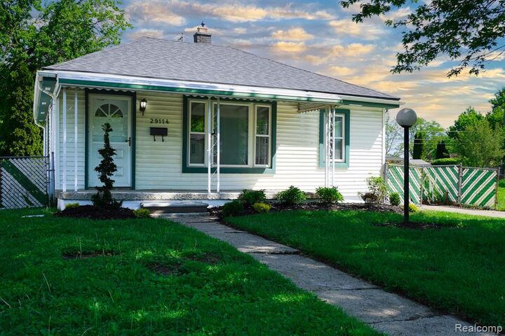 Property Photo: 29114 Richard Street MI 48186