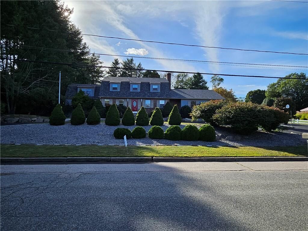 Property Photo:  3 Kirker Drive  RI 02818 