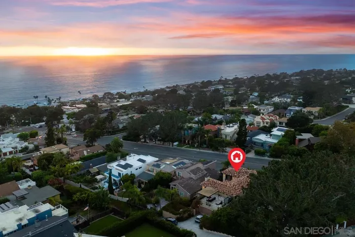 Property Photo:  2171 Del Mar Heights Rd  CA 92014 