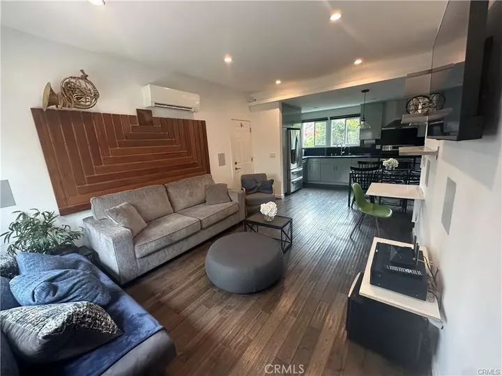 Property Photo:  1834 9th  CA 90404 