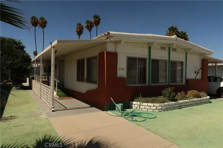 Property Photo:  765 S Lyon  CA 92543 